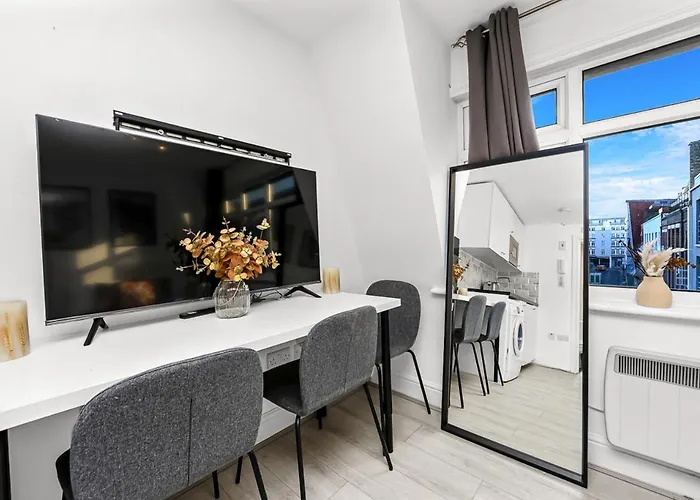 Cosy Farringdon Apartments
